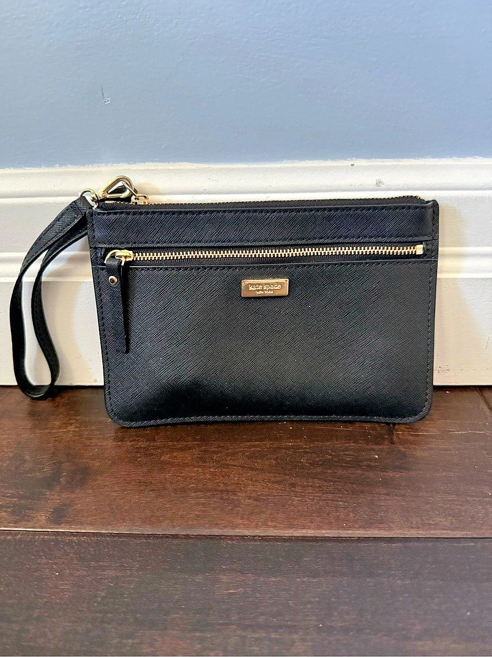 Kate Spade Black Wristlet Clutch Like New